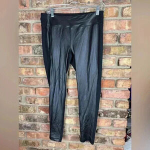 90degree woman’s pleather pants size Med Flawless